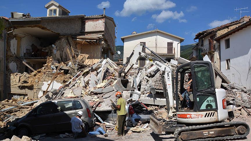 Charlie Hebdo, İtalyanları kızdırdı!